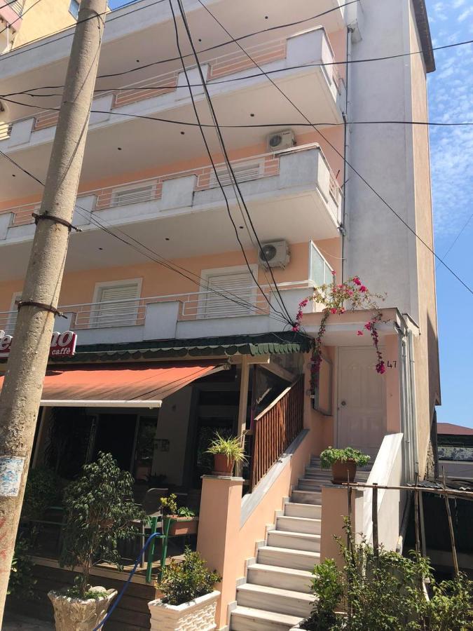 Christos Apartments Saranda Extérieur photo